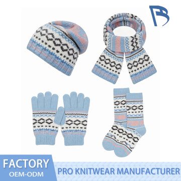 Zimní pletená sada doplňků na Fair Isle
