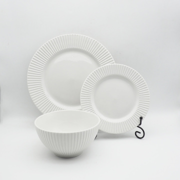 Conjunto irregular de mesa de mesa 12pcs Conjunto de jantar branco fosco