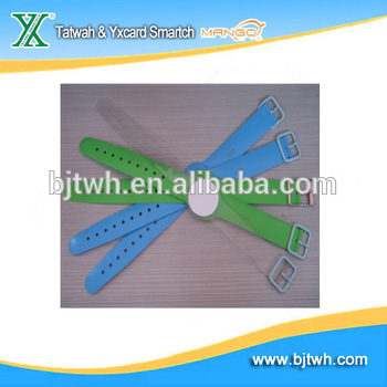wholesale colorful disposable rfid PVc wristband