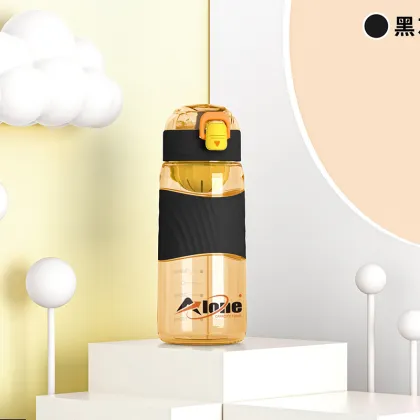 Outdoor sports water bottle with silicone cover 600ml