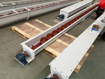 Screw Conveyor for Bulk Material Handling