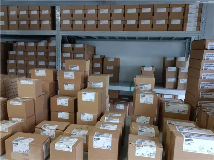 Zelio Logic Original New SR2A101FU Compact Smart Relay