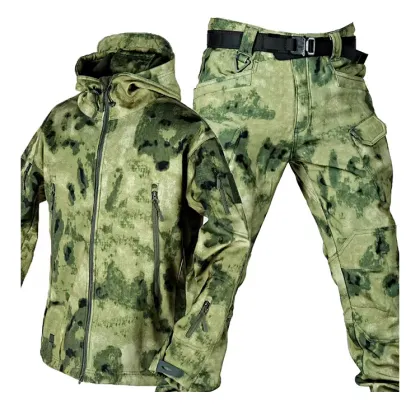 Wholesale Woodland Camo Tactical Mountaineering Windproof Suit