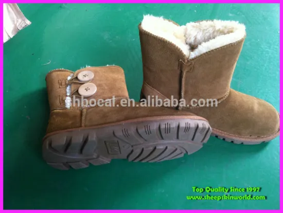 2016 affordable synthetic faux fur boots