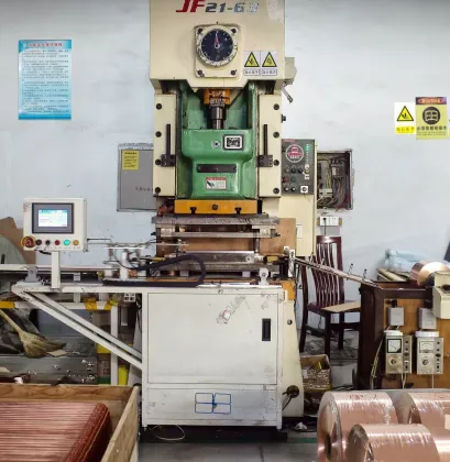 Copper foil for brazing copper heat exchangers in high-pressure heat exchangers