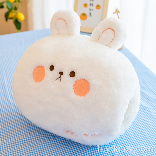 Jouets de lapin blanc mignon