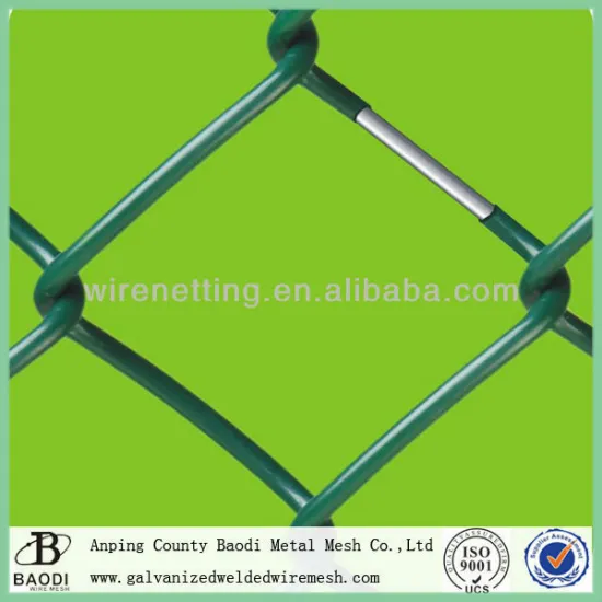 backyard vinyl clad 12.5 gauge chain link fence