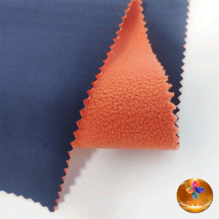 屋外摩耗用の高性能ソフトシェルファブリック