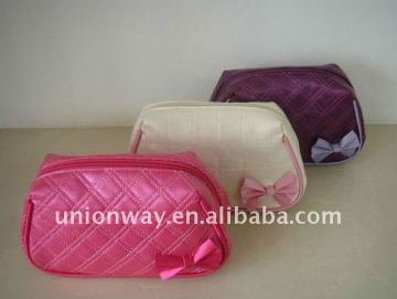 2011 fashion nylon cosmetic bag