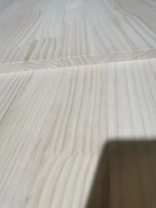 New Zealand pine wood