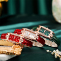 Bracelet de bracelet à courroie en cristal de luxe.