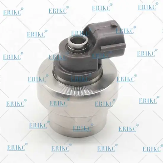 ERIKC Diesel Injection Valve Head E1022028 Auto Common Rail Injector Solenoid Top Valve for Denso injectors