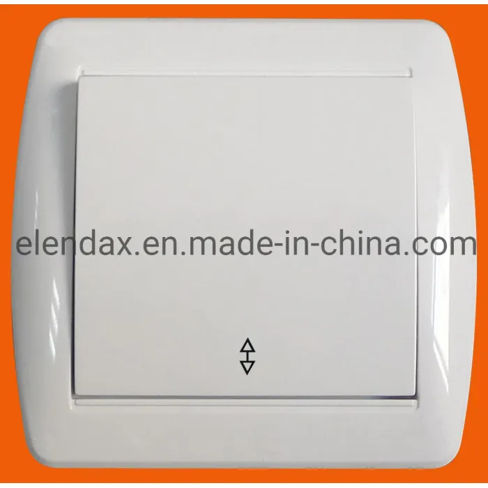 Soket Pemasangan Permukaan Pasar Spanyol S8010