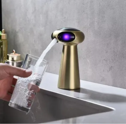 Intelligent Voice-Controlled Bathroom Faucet with Digital Display