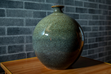 Jizhou kiln glaze plain Apple bottle