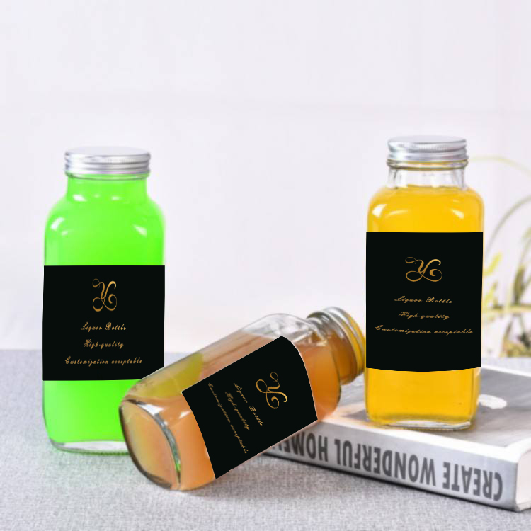 Beverage bottle square glass bottle