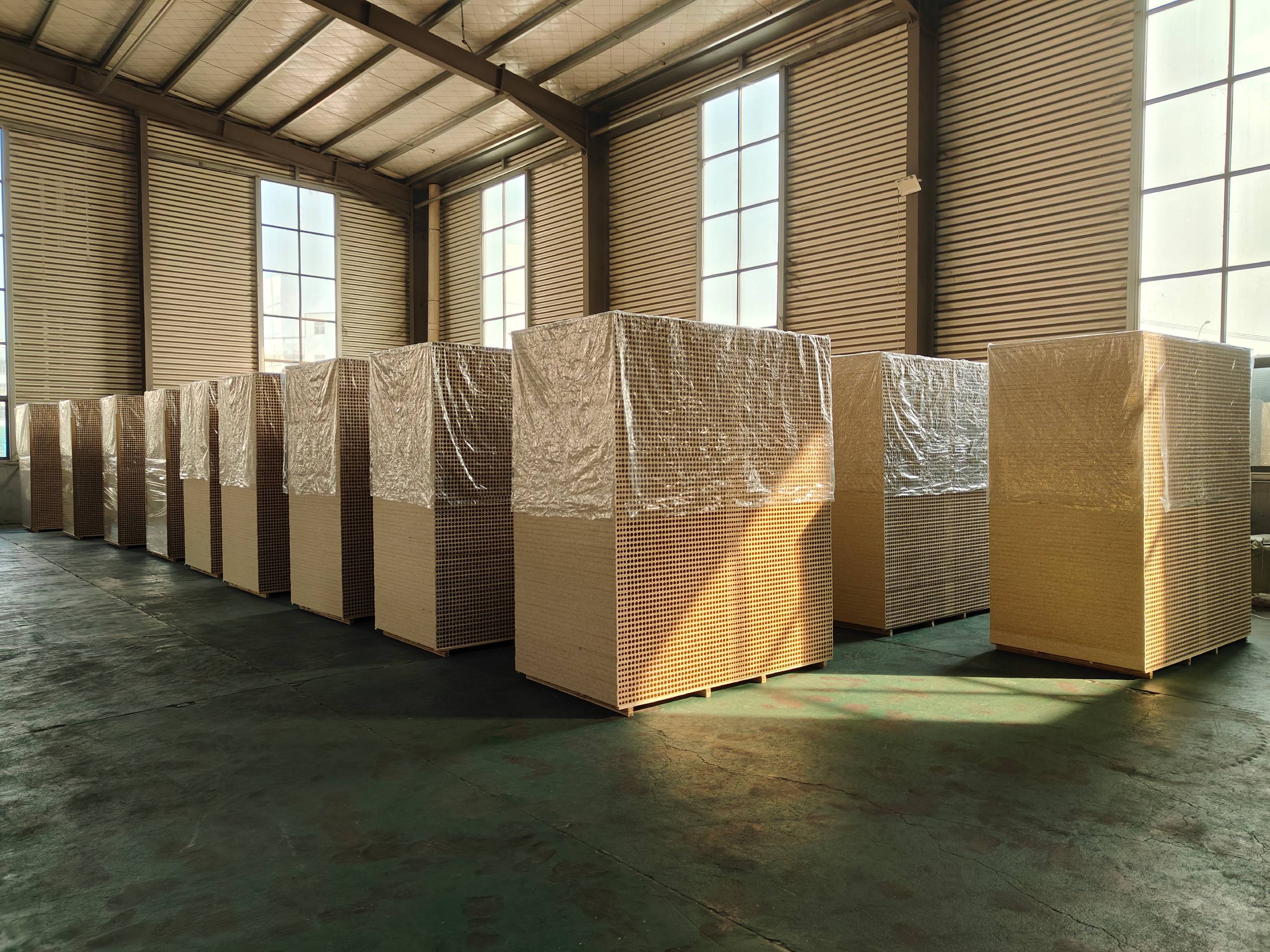 E1 Grade Hollow Particle Board