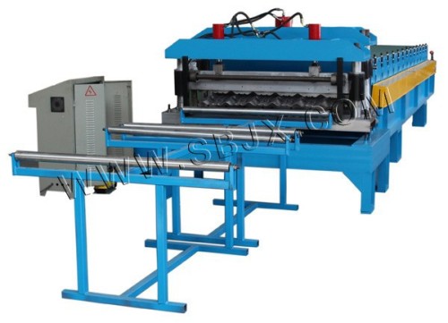 Aluminum roofing step tile machine