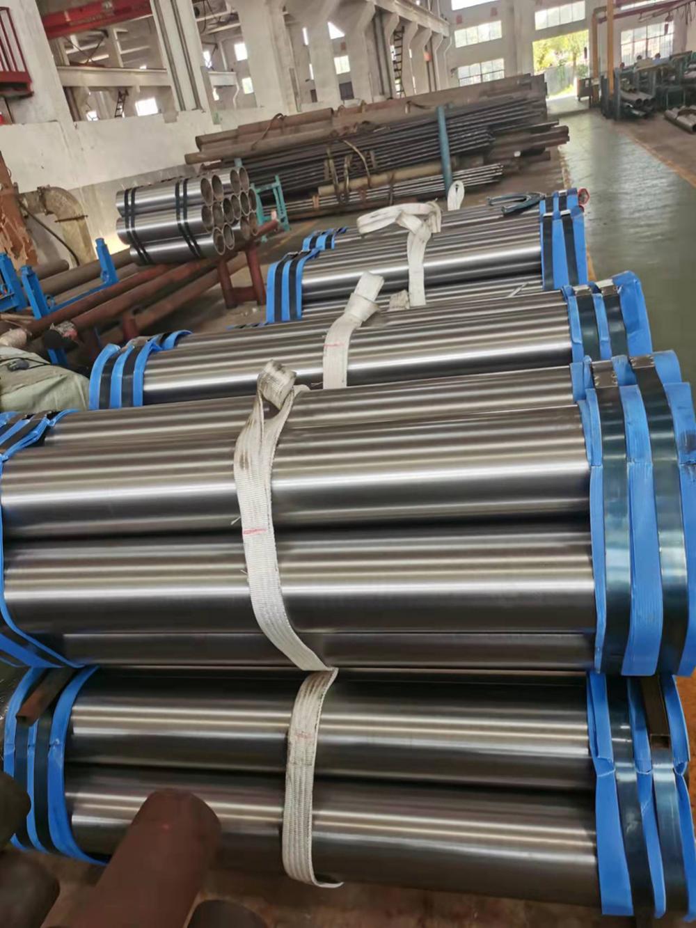 E355 seamless unhoned tubing for hydraulic cylinder barrel