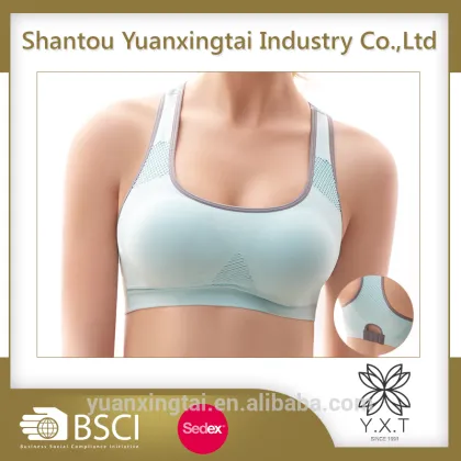 OEM service fashionable sports wear women costumes sports inner wear