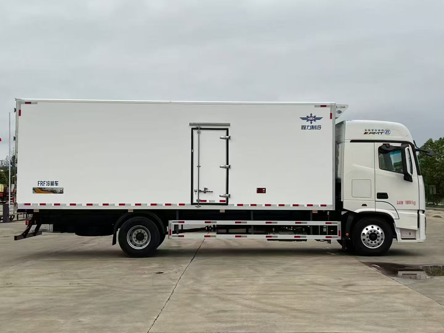 Efficient Cold Chain Refrigerated Truck for Secure Transport