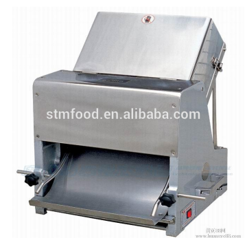Industrial Cake Slicer