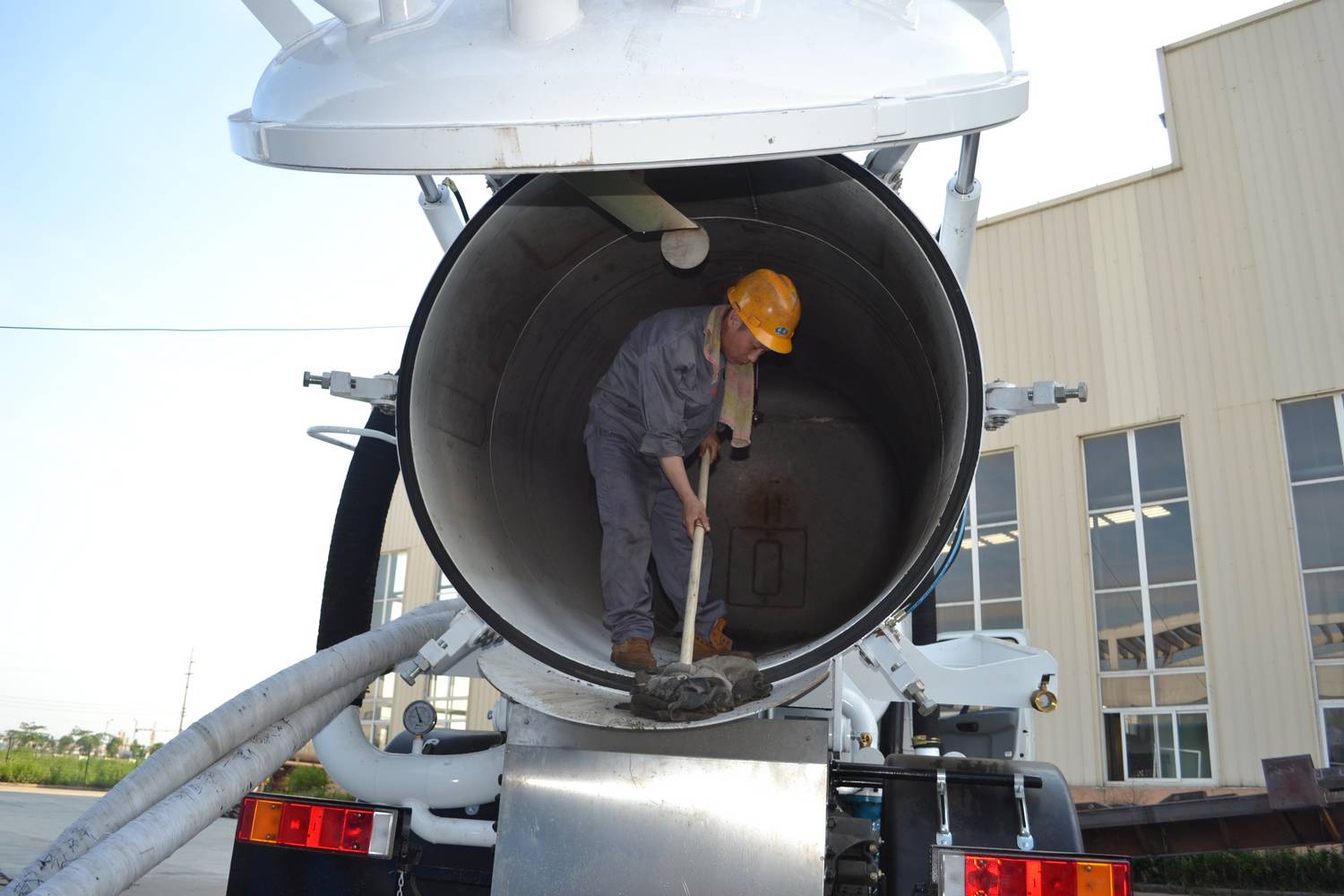 Vacuum Suction Trucks