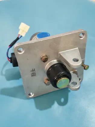 Foot Brake Valve with Brake Light Switch LG50 (60F)