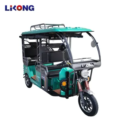 Indian Populaire Electric Rickshaw: The Three-Wheel Motorcycle Taxi