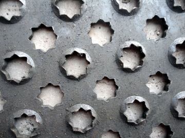 Hot dipped galvanized perforated safety grating