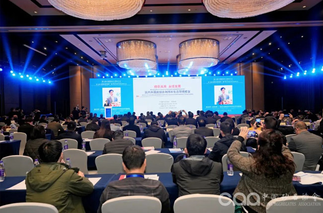 c0298559-354c-4452-b486-ffc593d97509