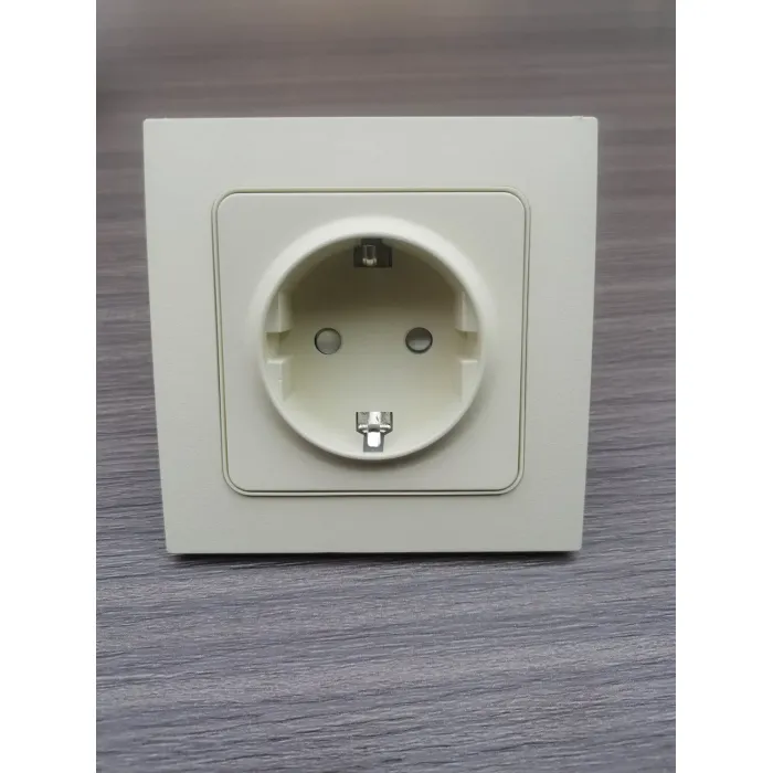 Stopkontak Dinding Plastik untuk Peralatan Dapur & Rumah