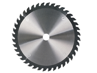 Cross cutting or score cutting saw blade