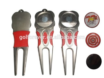 novelty golf divot tool with ball marker