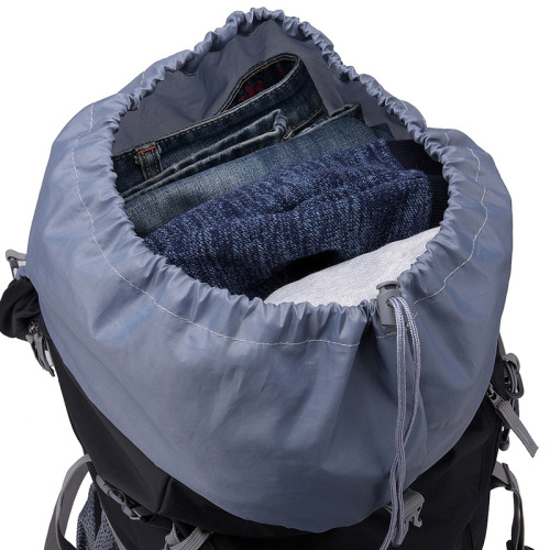 60L Backpack de caminhada leve à prova d&#39;água com cobertura de chuva
