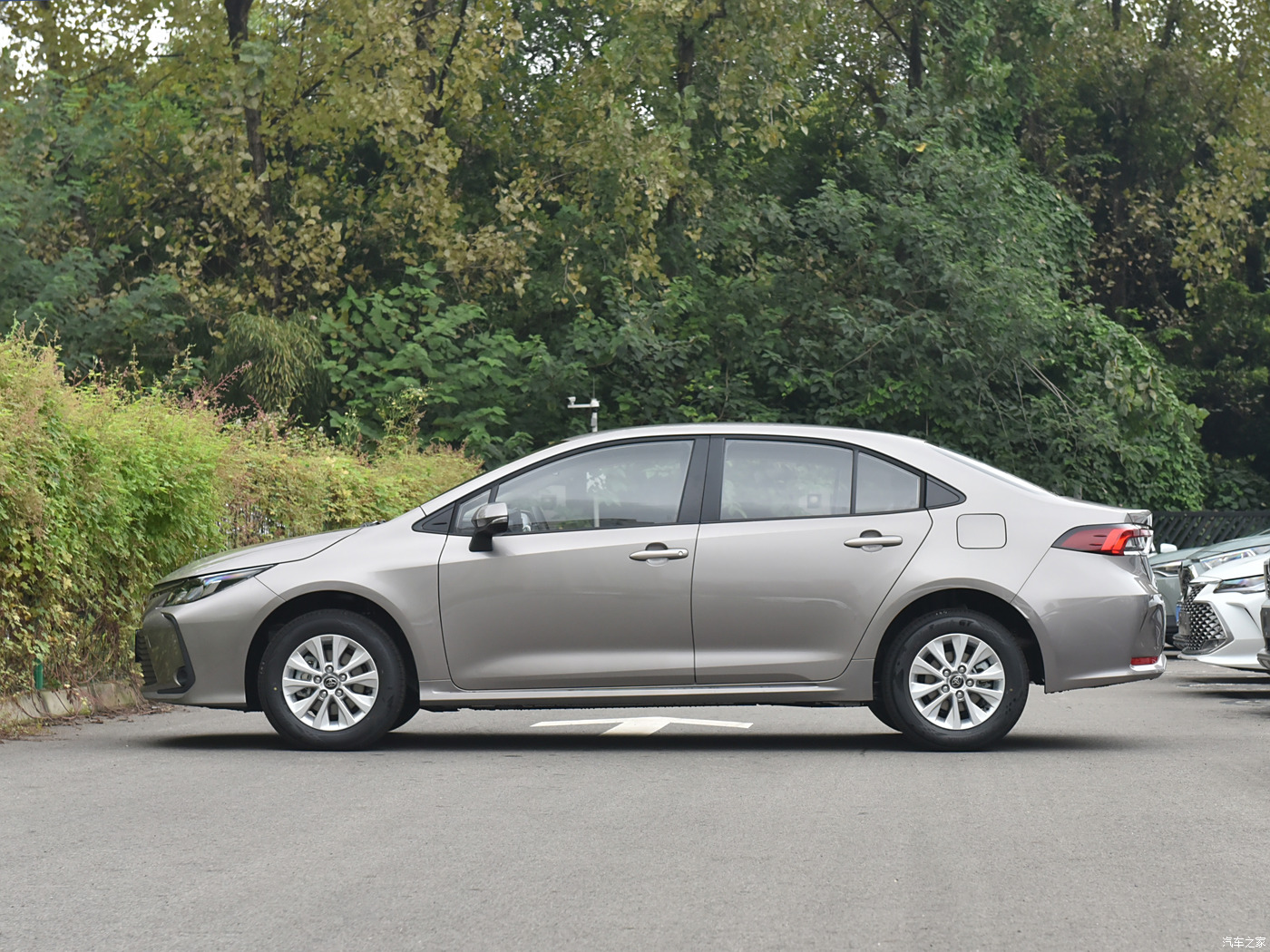 Family compact car Toyota Corolla