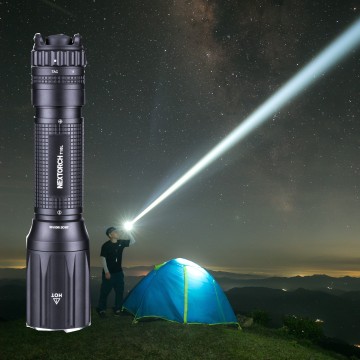 Lampe de poche d'autodéfense LEP T10L: lampe de poche à LED tactique personnelle puissante