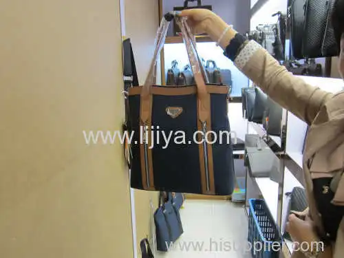Lady Pu Leather Shoulder Bag 