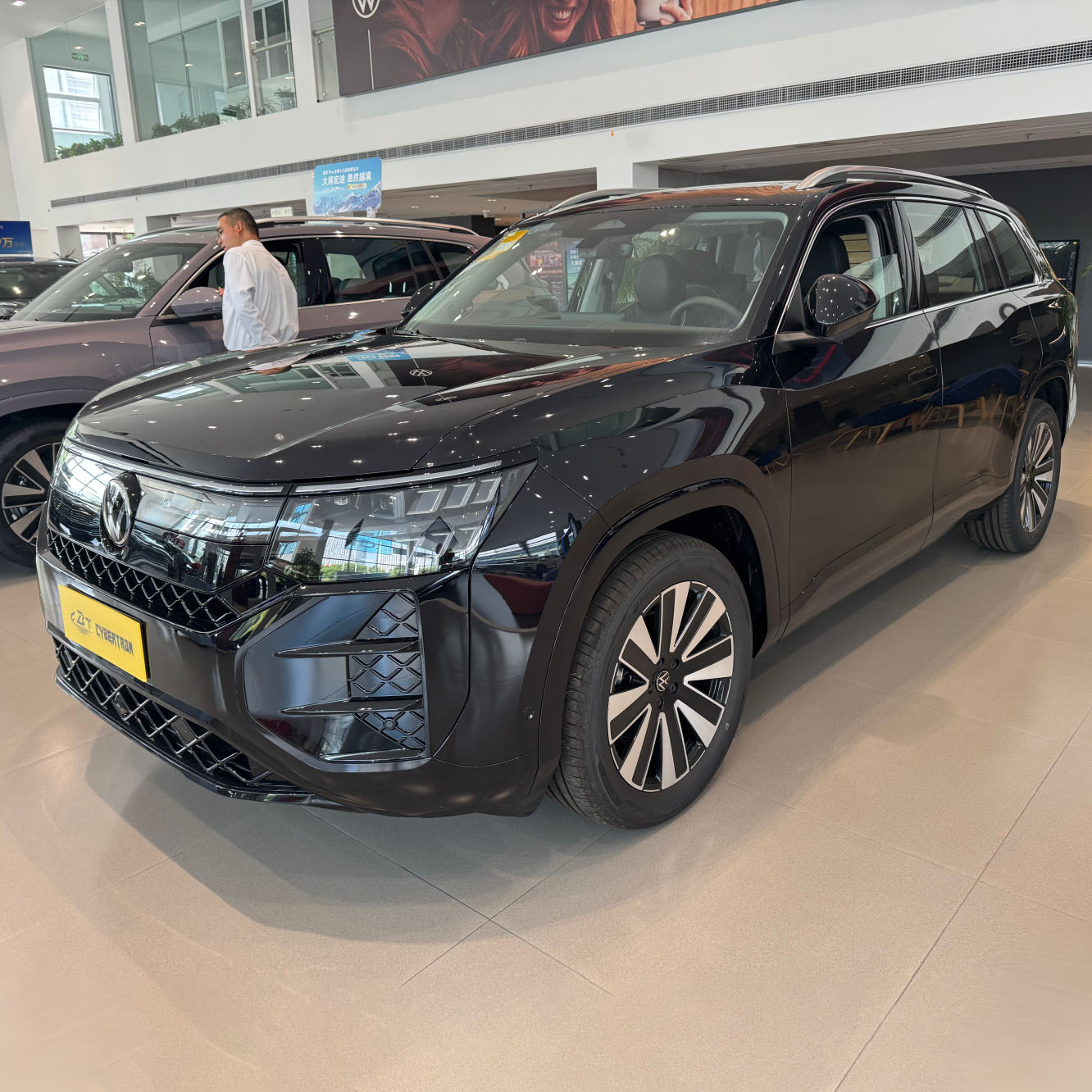 Long-distance highway semi-automatic driving