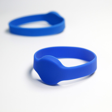 Customizable Cheap RFID Rubber and Plastic Bracelets: PVC RFID Wristbands at Affordable Prices