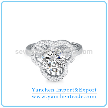 Graceful Design Rhodium Plated 925 Sterling Silver Wedding Ring with CZ Diamond