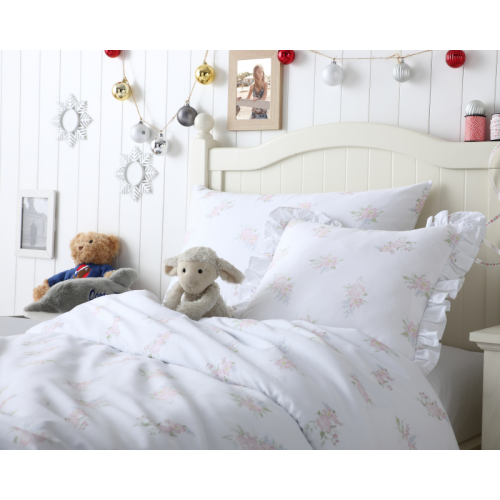 বাচ্চাদের জন্য বাড়িতে আরামদায়ক বেডিং সেট