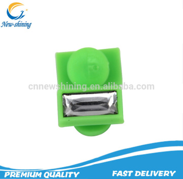 Fancy style slipper plastic button