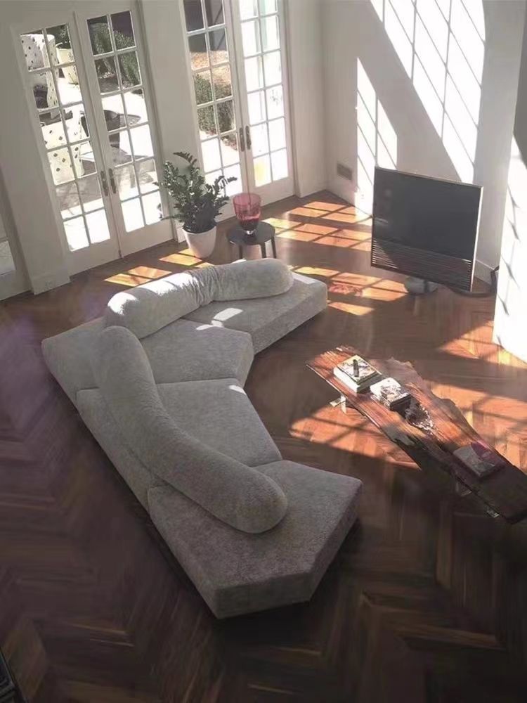 Sofa Selebriti Internet Italia