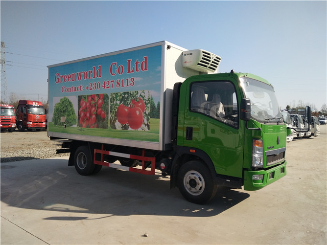 Refrigerator truck