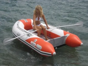 2016 Popular Best Rowing Belly Fishing Boat On Sale