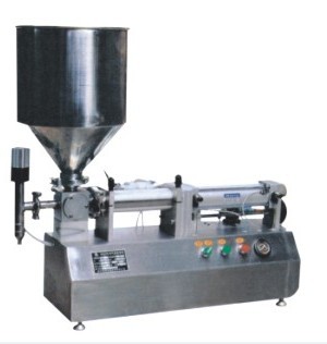 Liquid Filling Machine (Piston type)