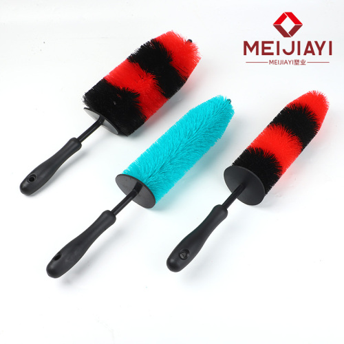 Мягкая полипропиленовая щетка для чистки автомобильных шин.