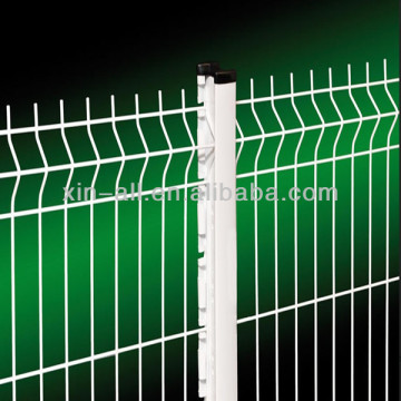 welded wire fence/ metal fence with peach posts
