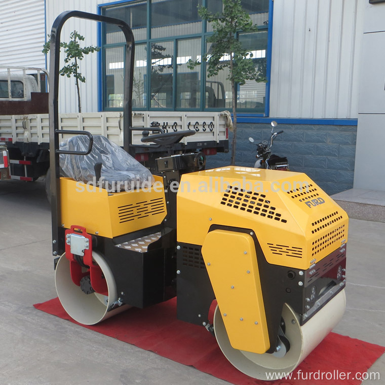 Double Drum Soil 1 Ton Compactor Vibratory Roller (FYL-880)